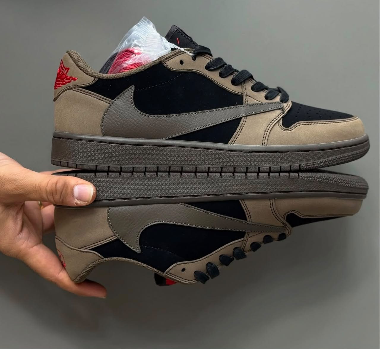 Air Jordan 1 Low Travis Scott - Reverse Mocha
